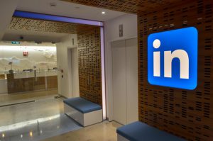 businesses buy followers on linkedin